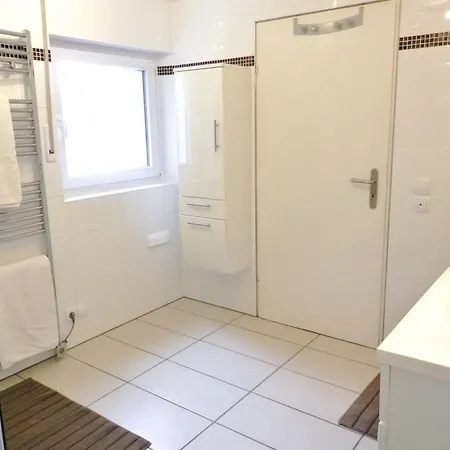 4 Sterne Mit 3 Schlafzimmern By Interhome Mensfelden
